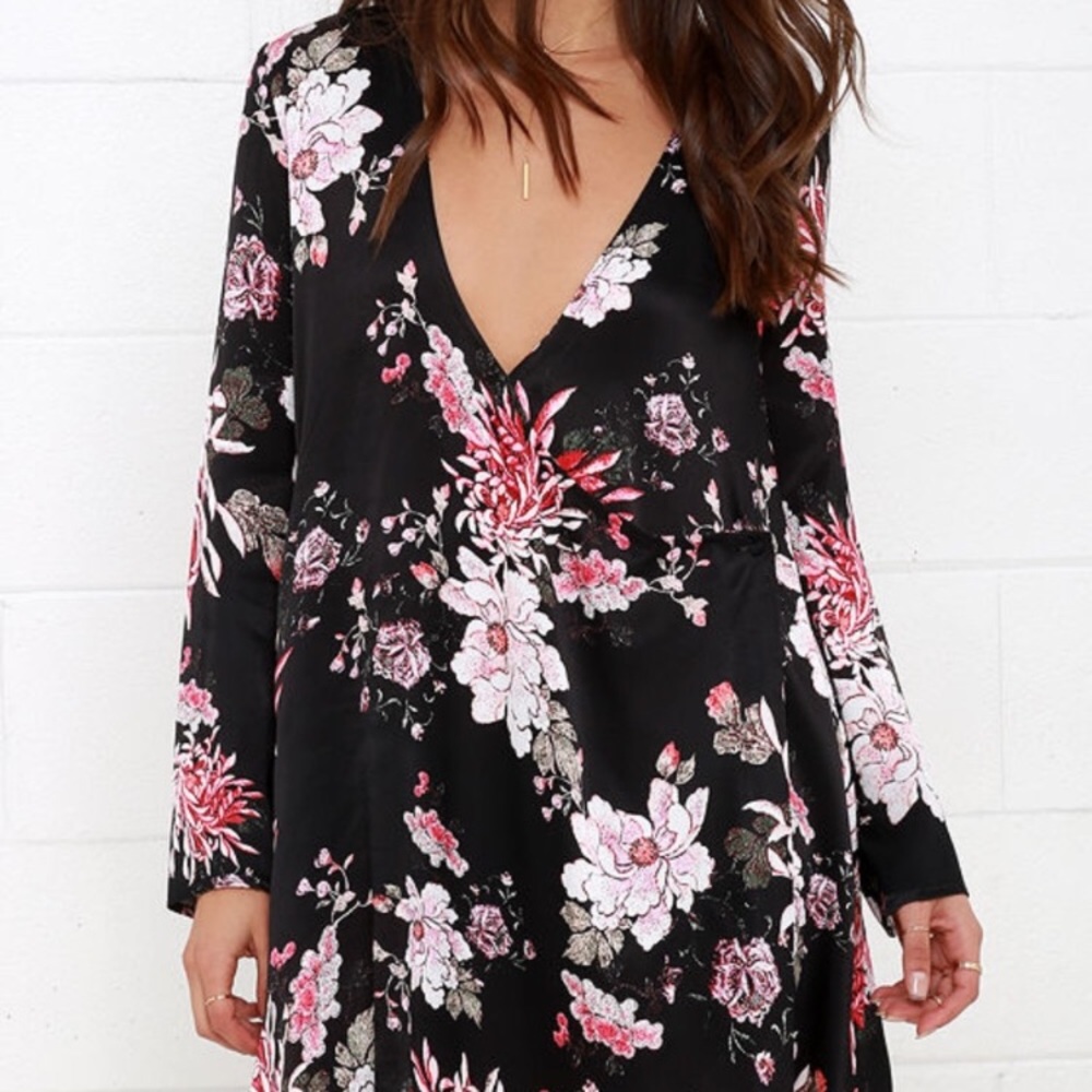 Some Days Lovin | Floral Wrap Dress Size S